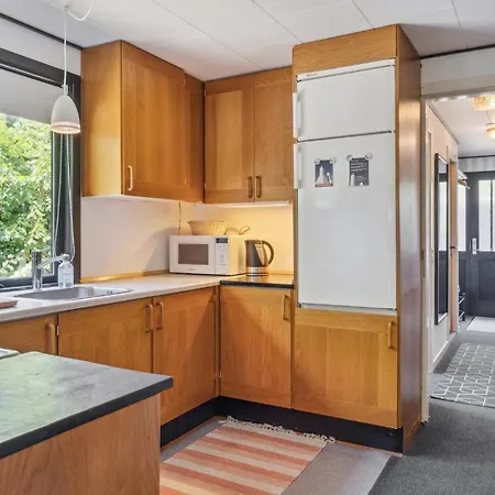 3 Bedroom Stunning In * Hasle