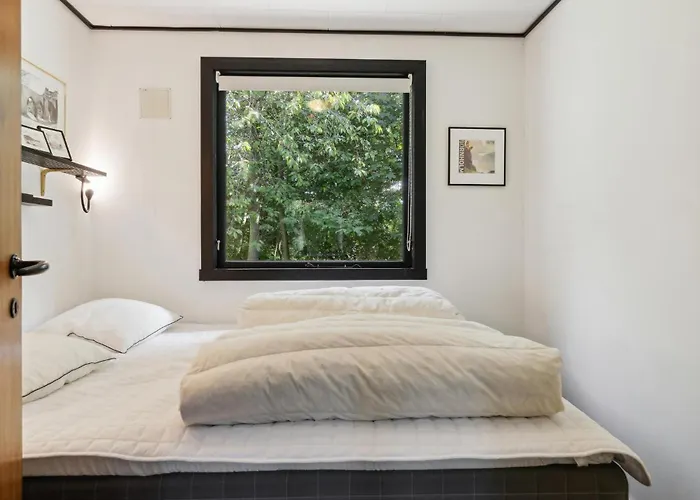 3 Bedroom Stunning In 別荘 Hasle